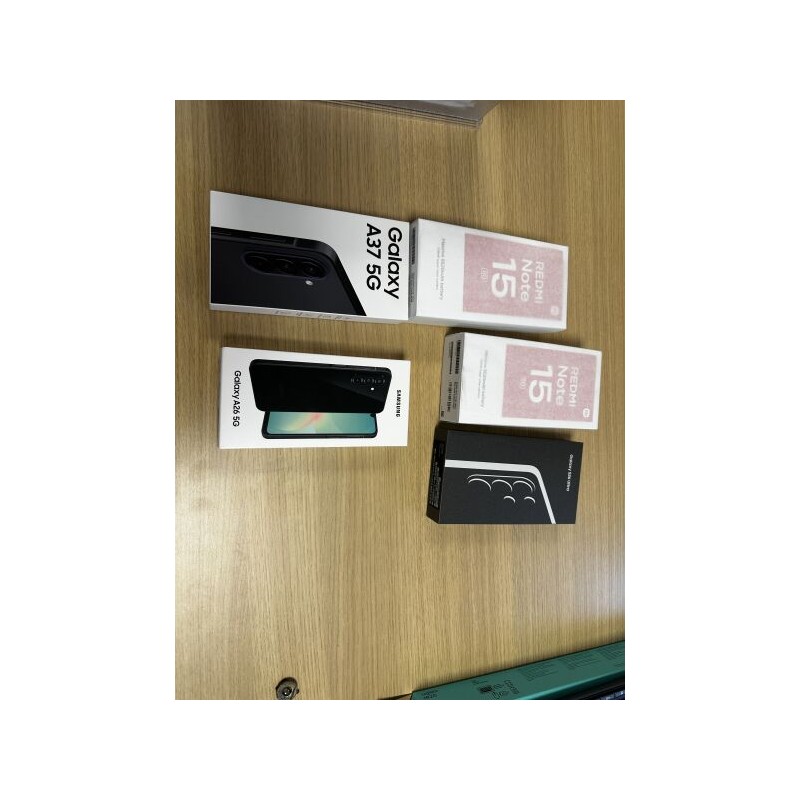 2 téléphones REDMI NOTE 15 1 téléphone SAMSUNG Galaxy A37 5G ABSENT 1 téléphone SAMSUNG A26 5G 1 téléphone SAMSUNG s26 ultra ABS
