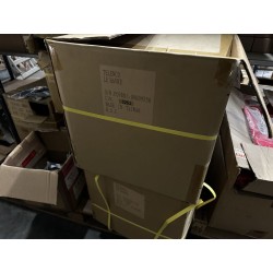 2 cartons de 84 embases à visser TED 2 cartons d embases chevillé noir TED, environ 100 unités Environ 120 sachets de colliers n