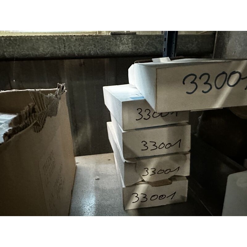 Case 75 5 cartons de traceurs TED