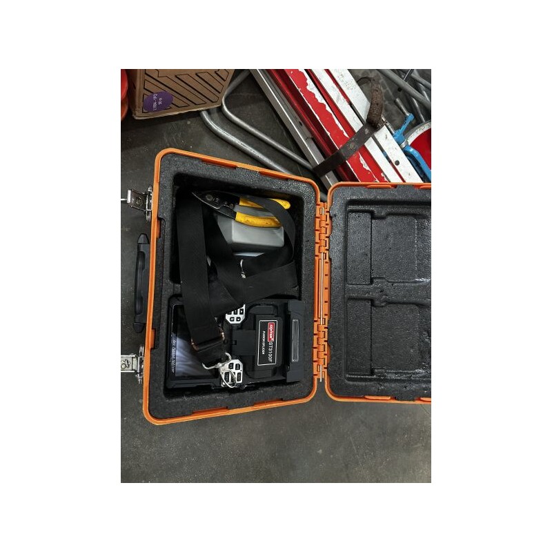 Case 45 2 soudeuses SENTER ST3100F
