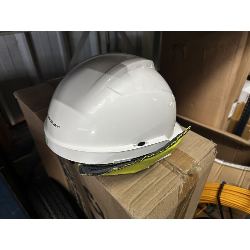 Case 70 4 casques TST DEPANCOURT