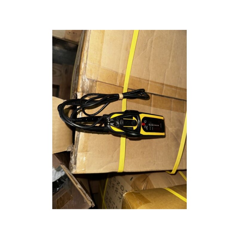 Case 148 5 multimètres TST