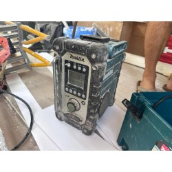 1 radio de chantier MAKITA