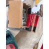1 mallette Stanley avec réserves pour menuiserie aluminium 1 boîte de pointes HILTI 5 boîtes de vis 3 rouleaux de bande armée pl