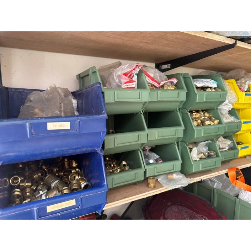 1 lot de colliers double en plastique pour tubes PER (environ 200 pièces) et en métal 1 ensemble de raccords de 3 à 8 demi et 3/