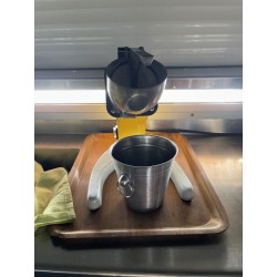 1 broyeur à glace ICE CRUSHER type ET 200