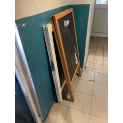 2 porte-menus en bois