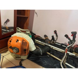 1 souffleur STIHL BR 700*