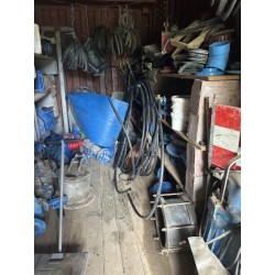 1 important lot de retour de chantier dont raccords (plomberie)