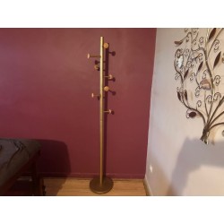 1 porte-manteau en métal