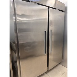 1 armoire froid positif  FRIGINOX modèle EMR2, année 2018