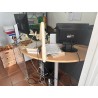 1 bureau avec retour en fibres de bois