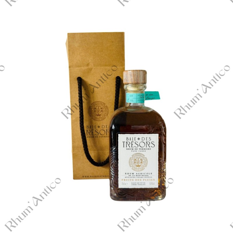 BAIE DES TRESORS. FRUIT DES PLUIES. 2019.