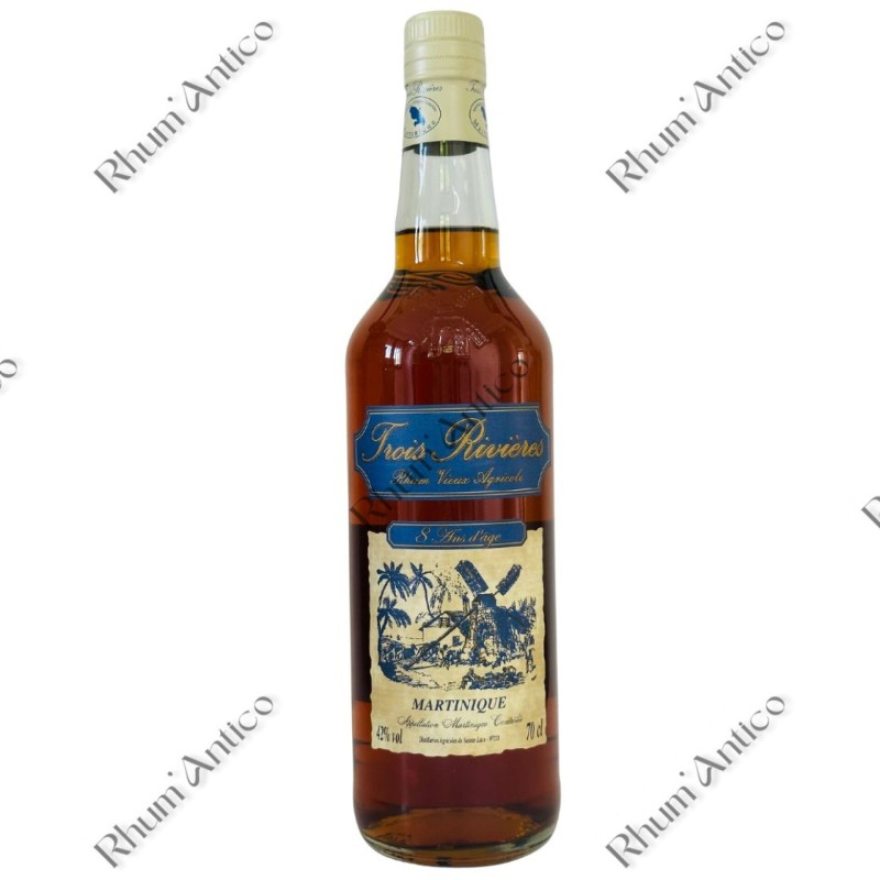 TROIS RIVIERES. 8 ANS D'AGE.