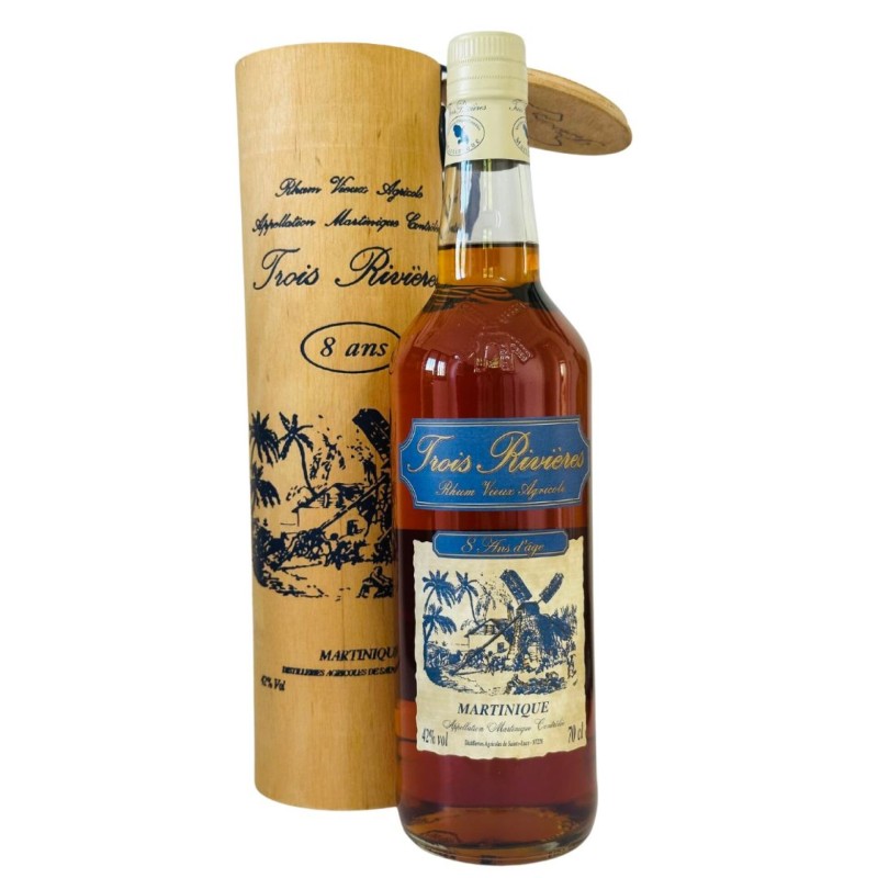 TROIS RIVIERES. 8 ANS D'AGE.