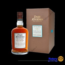 TROIS RIVIERES Rhum vieux agricole, 42°, Martinique AOC. 12 ans d'âge. Maître de chais : Daniel BAUDIN. 70 cl. Coffret d'origine