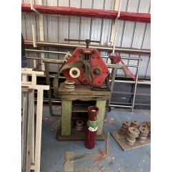 1 cintreuse à galet